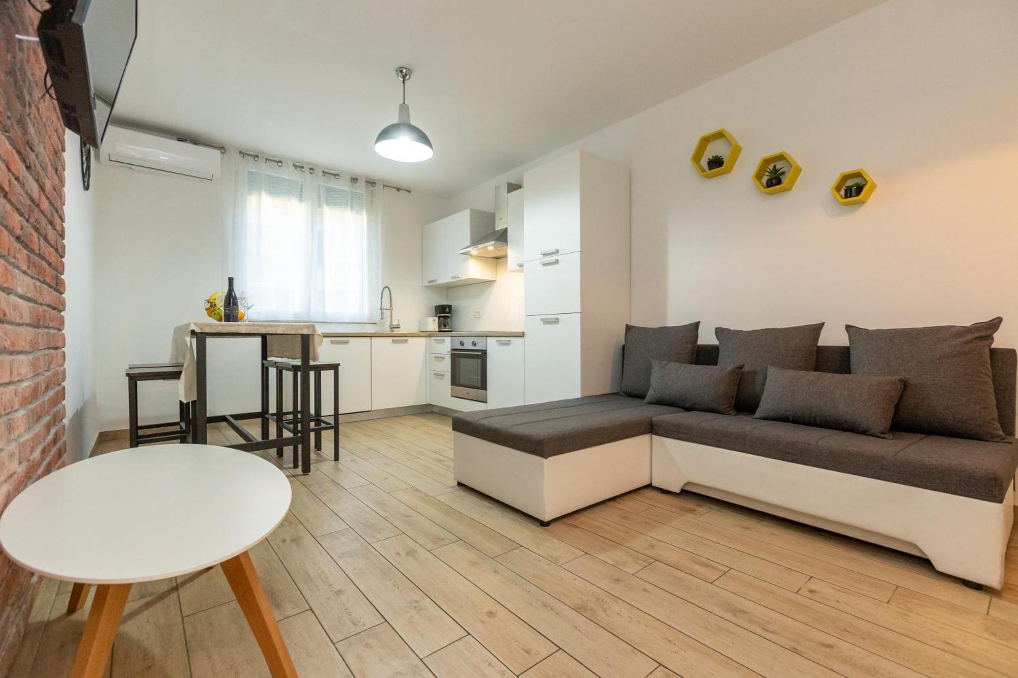 Deluxe Apartment Near The Bridge Zadar Exterior foto